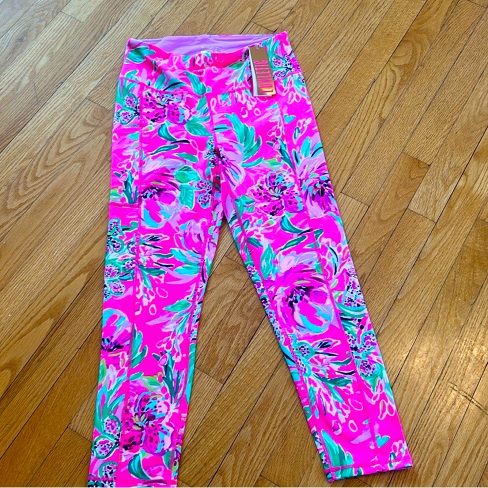 Lilly Pullitzer Luxletic weekender high rise midi leggings “Paws for a Cause”